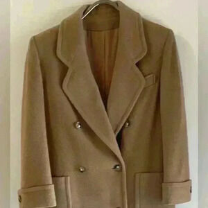 Regency Camel Hair Dbl breasted 6Buttons, Cuffed Sleeves Excellent Condition sz8